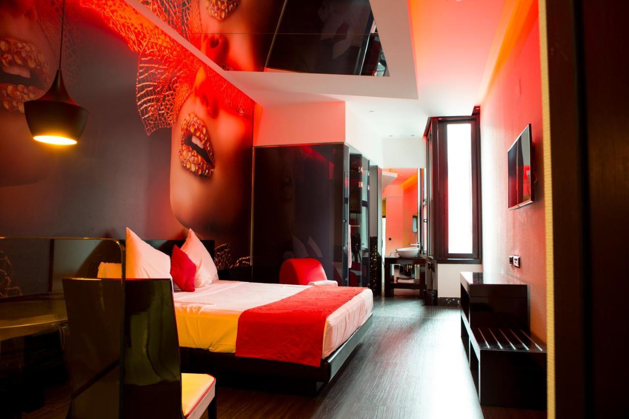 Hotel Loob Madrid (Adults Only) Torrejon de Ardoz Exterior photo