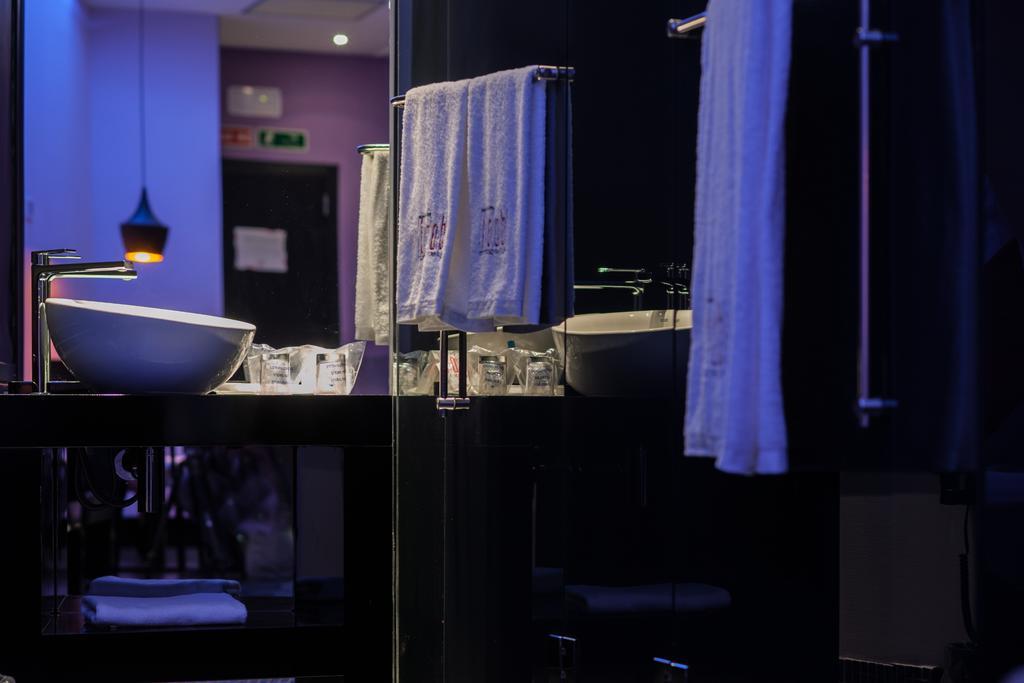 Hotel Loob Madrid (Adults Only) Torrejon de Ardoz Room photo